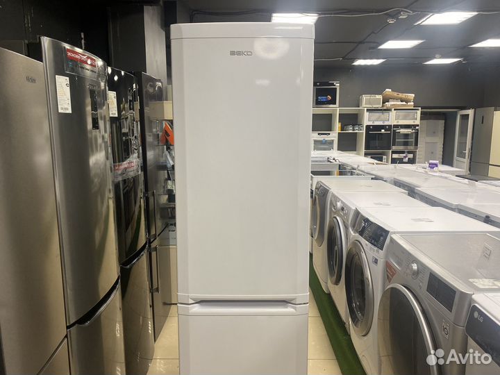 Холодильник б/у beko CSK38002