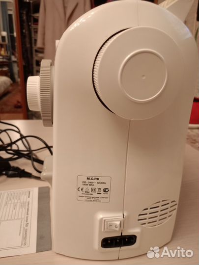 Швейная машинка зингер