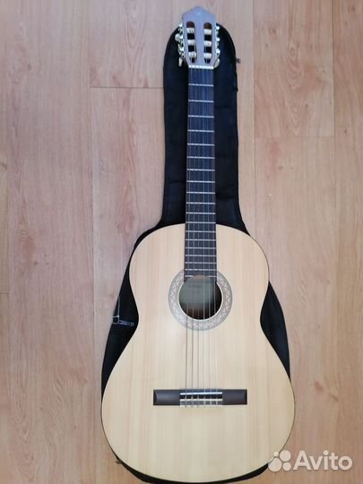 Классическая гитара yamaha c40m