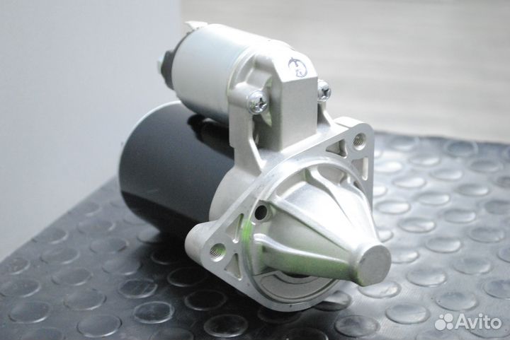 Стартер Hyundai Getz, Kia Picanto 1.0, 1.1 Valeo