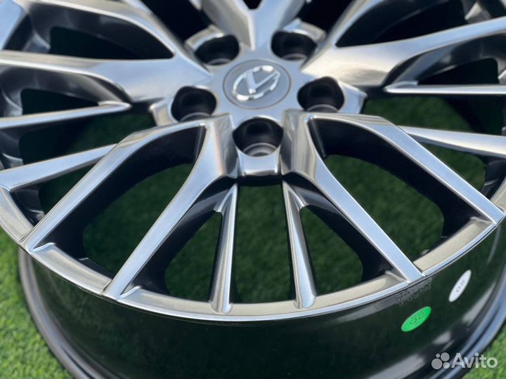 Диски на Lexus r18 HyperBlack