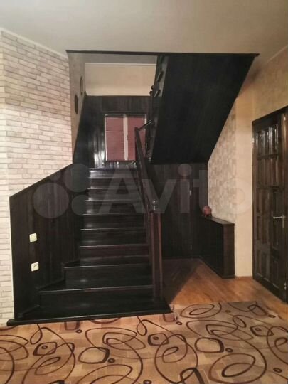 Дом 186 м² на участке 4 сот.