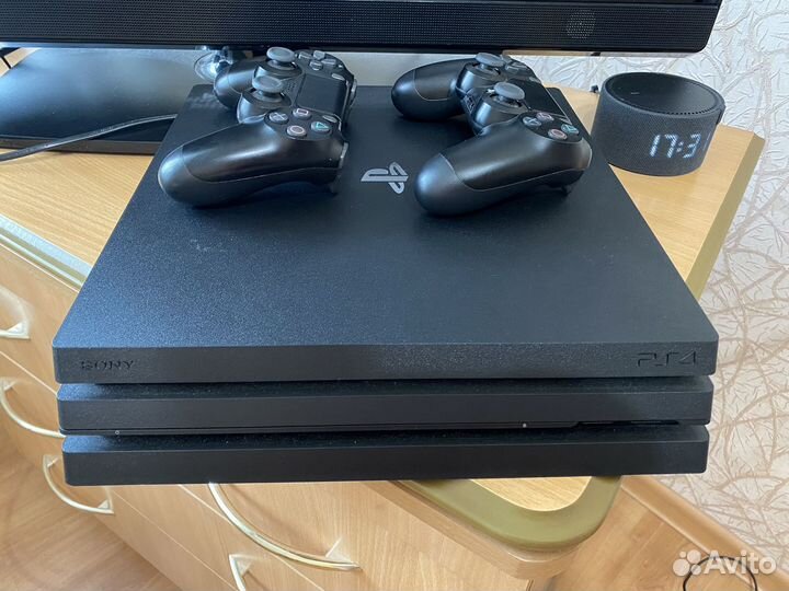 Sony PS4 pro 1tb