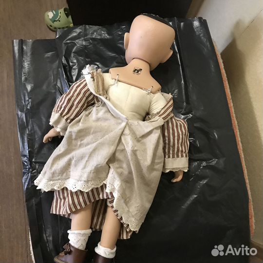 Кукла фарфоровая коллекционная