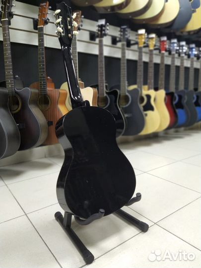 Классическая гитара 1/2