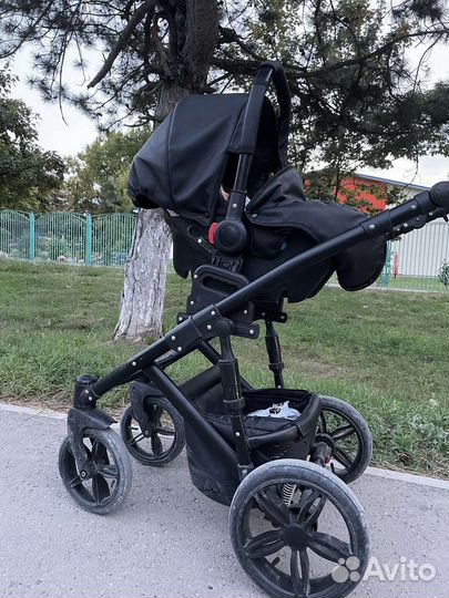 Коляска 3 в 1