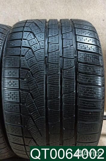 Pirelli Winter Sottozero 240 Serie II 235/35 R19 и 295/30 R19 103N