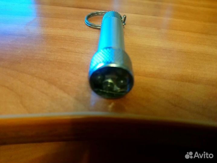 Фонарик-брелок светодиодный