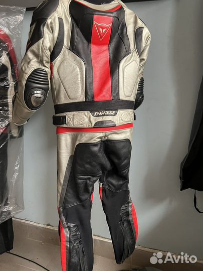 Мотокомбинезон раздельный dainese