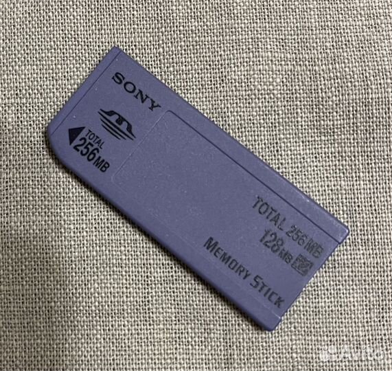 Карта памяти Sony Memory Stick на 256 Mb