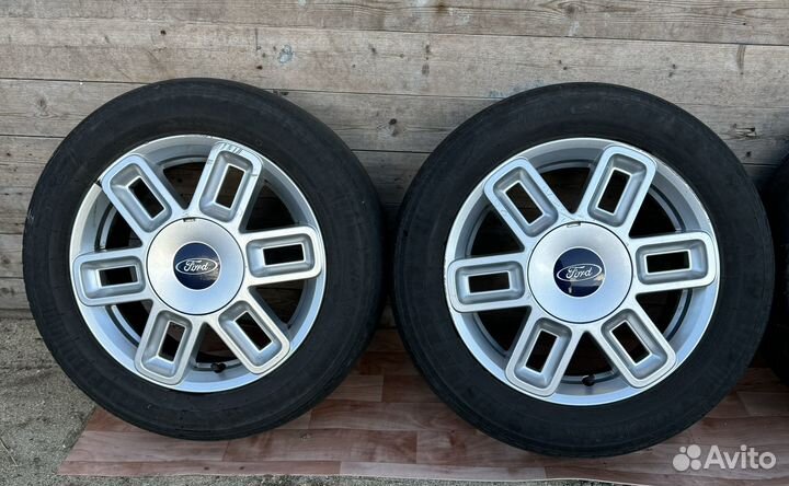 Диски литые R15 на Ford Fusion 6N11-AA
