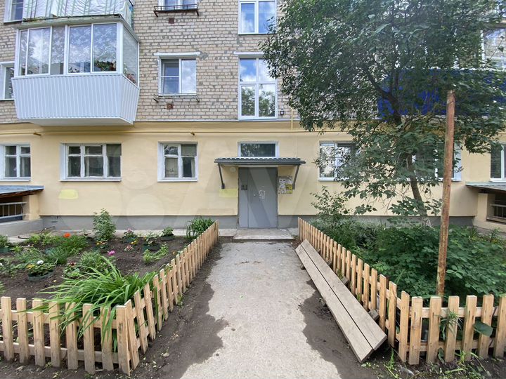 2-к. квартира, 42,5 м², 4/4 эт.