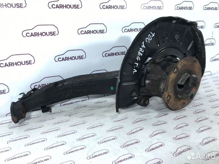 Кулак поворотный передний левый Volkswagen Touareg