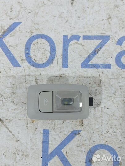 Плафон освещения салона задний правый Chery Arrizo
