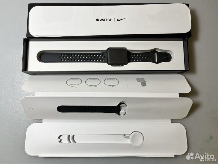 Часы apple watch 3 42mm nike