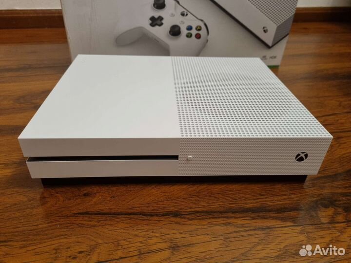 Xbox One S