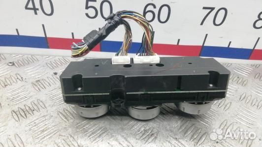 Блок управления печки и климат-контроля mitsubishi