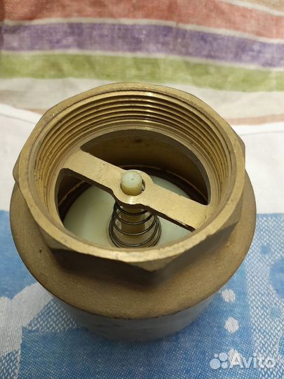 Обратный клапан