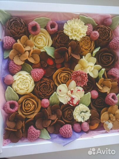 Шоколадные конфеты ручной работы