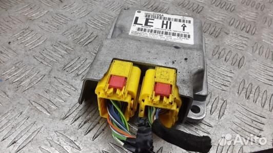 Блок управления airbag chrysler 300C 1 (98O03OQ01)