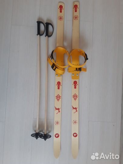Лыжи детские беговые 110 см палками