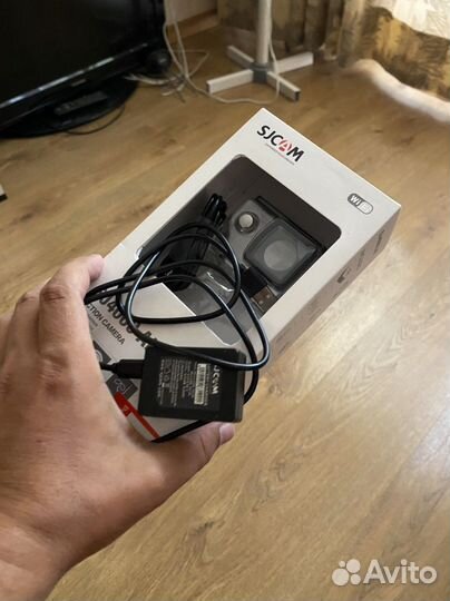 Action camera
