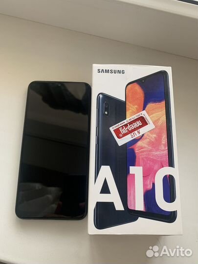Samsung Galaxy A10, 2/32 ГБ