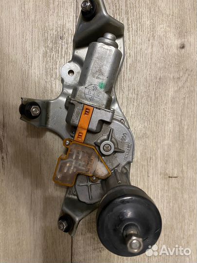 Моторчик заднего дворника в сборе