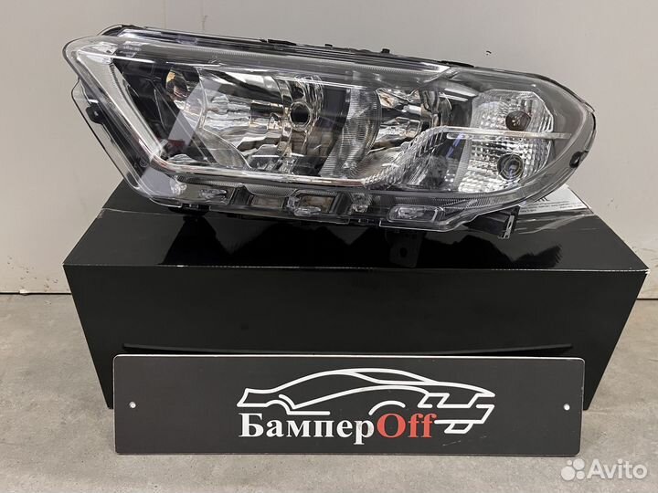 Фара левая LADA Niva Travel