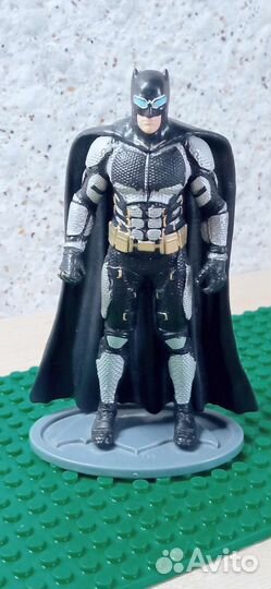 Batman фигурка