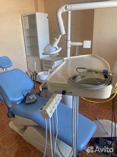 Стоматологическое кресло бу