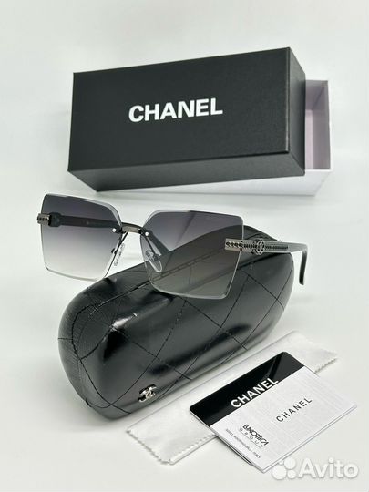 Солнцезащитные очки Chanel женские