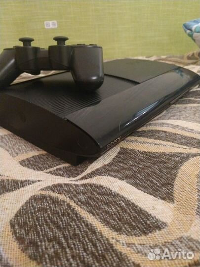 Sony playstation 3 super slim