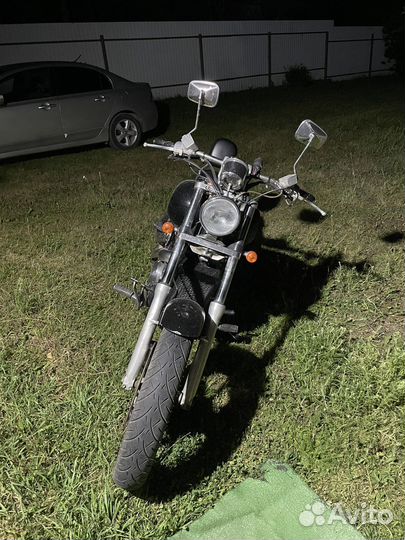 Honda Shadow VT 1100 / 75л.с