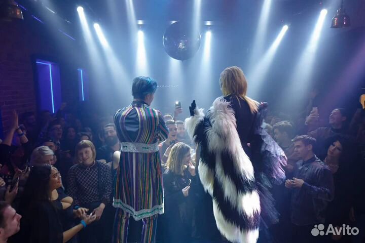 Художник по свету, световик, пультовик