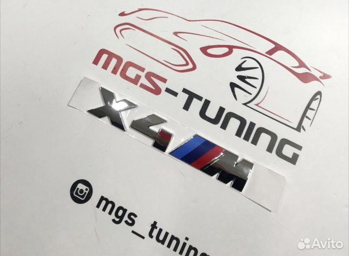 Шильдик X4M Chrome на BMW X4