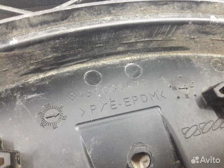 Решетка радиатора Лада Веста 2015