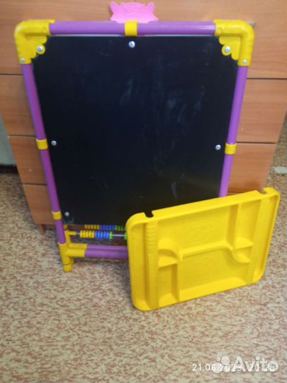 Мольберт Ника