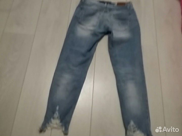 Джинсы
