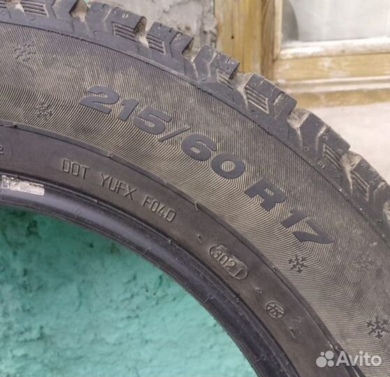 Viatti Bosco Nordico V-523 215/60 R17 96T