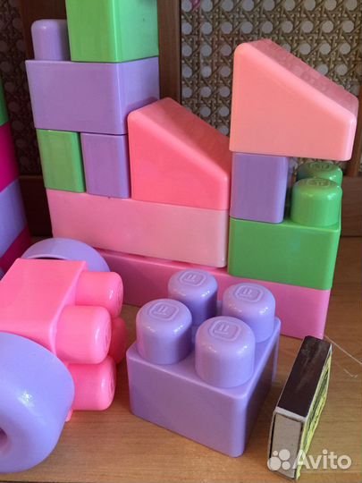 Конструктор крупный