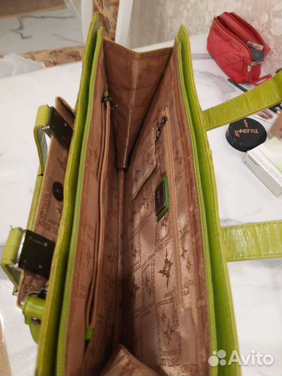 Сумка натуральная кожа новая Италия