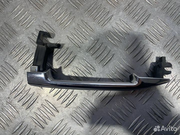 Б/У Ручка двери задней наружная правая Merc#001