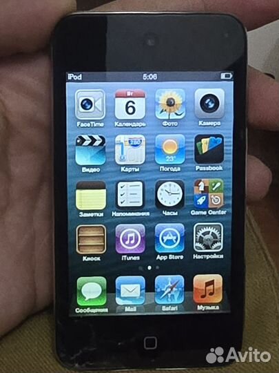 Apple iPod touch 4