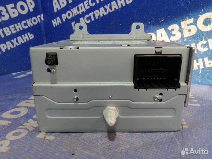 Штатная магнитола Chevrolet Cruze седан 2011