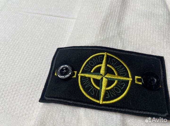 Свитер Stone Island белый