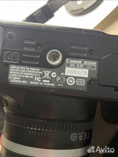 Зеркальный фотоаппарат