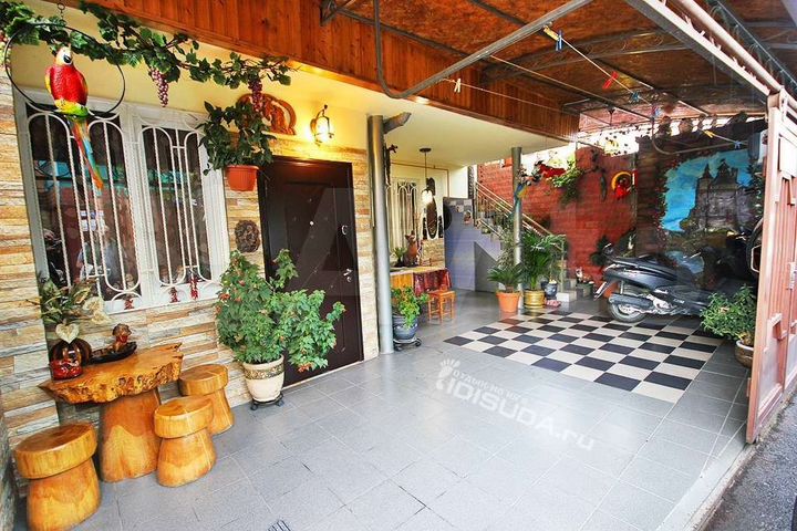 Комната 20 м² в 1-к., 1/3 эт.