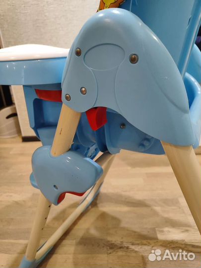 Детский стульчик для кормления