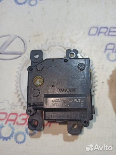 Сервопривод заслонок печки Toyota Highlander 2